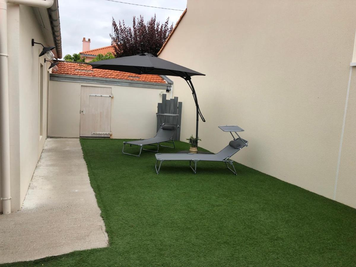 Maison Moderne Avec Jardin A 750M De La Mer 波尔尼克 外观 照片